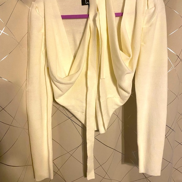 Cream crop top wrap top - Picture 2 of 2